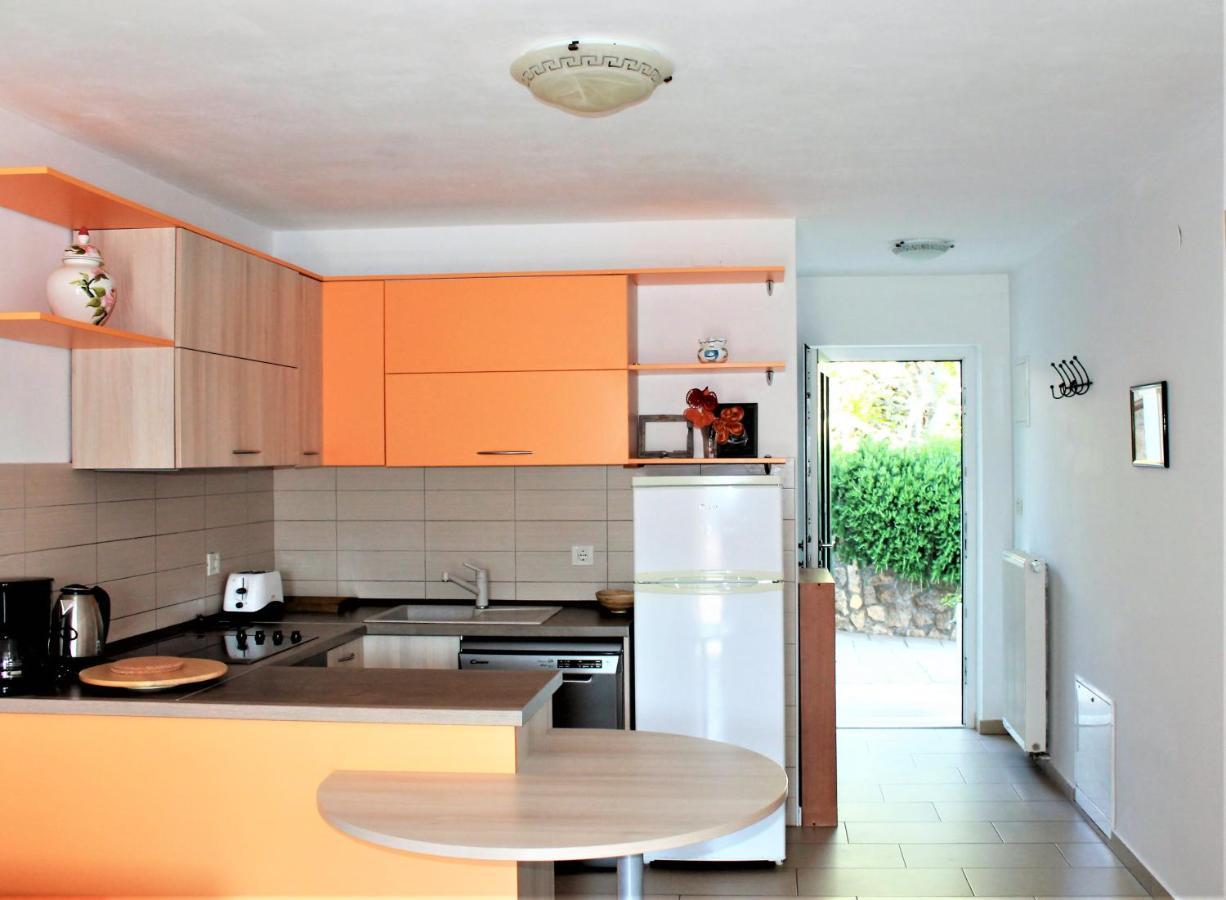 Apartmani Klaudija Valun Zewnętrze zdjęcie